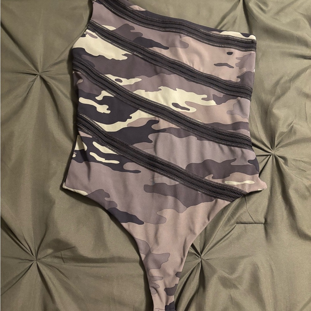 Victoria’s Sport XS One-Shoulder Camouflage Bodysuit with Black Lace Accents